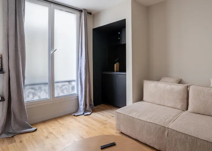 Modern And Elegant 1bd Near Montmartre * Париж